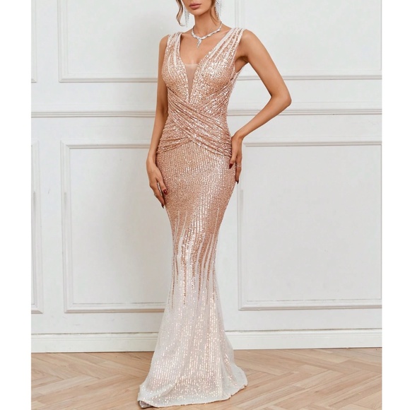 Luxe Sequin Mermaid Hem Party Evening Wedding Formal Dress - Picture 3 of 6